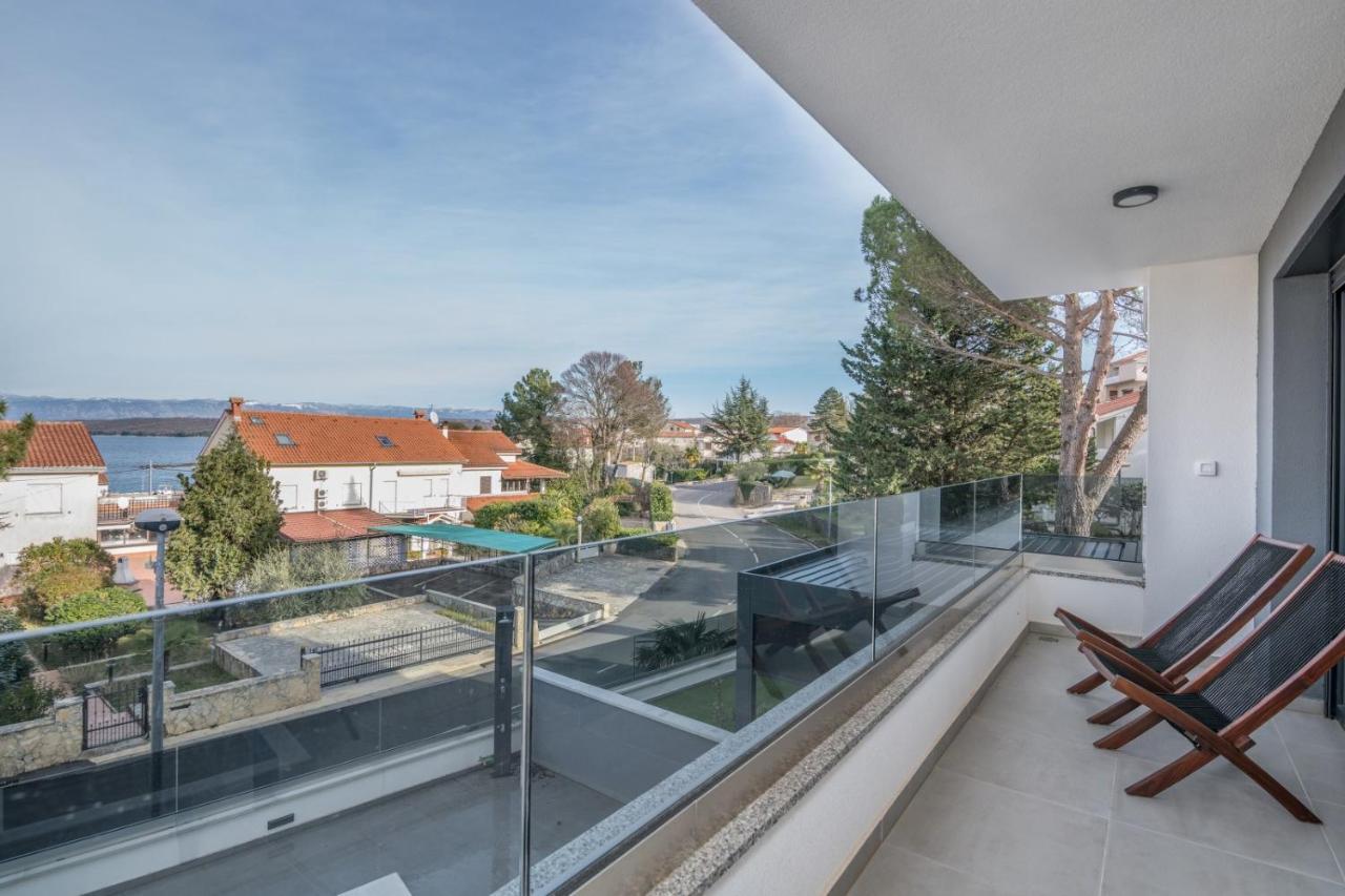 Apartments Elle Luxury Vantacici Малинска Экстерьер фото