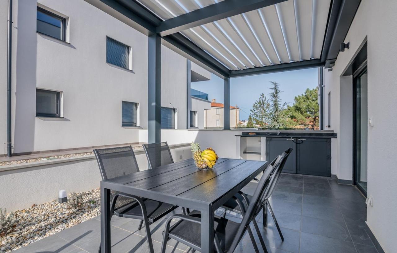 Apartments Elle Luxury Vantacici Малинска Экстерьер фото