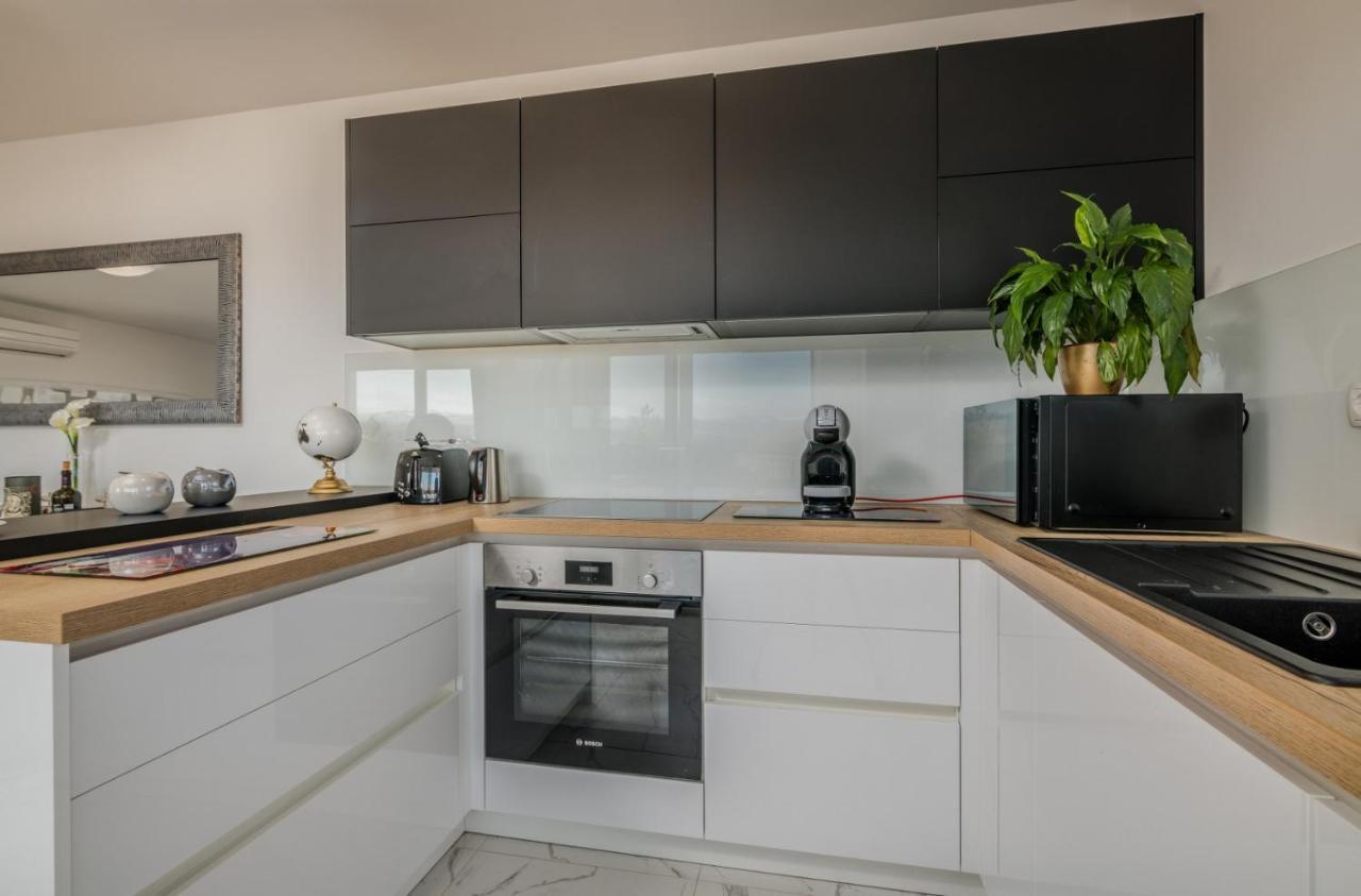 Apartments Elle Luxury Vantacici Малинска Экстерьер фото
