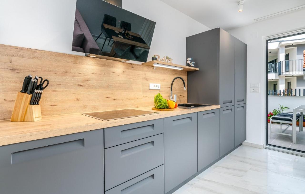 Apartments Elle Luxury Vantacici Малинска Экстерьер фото